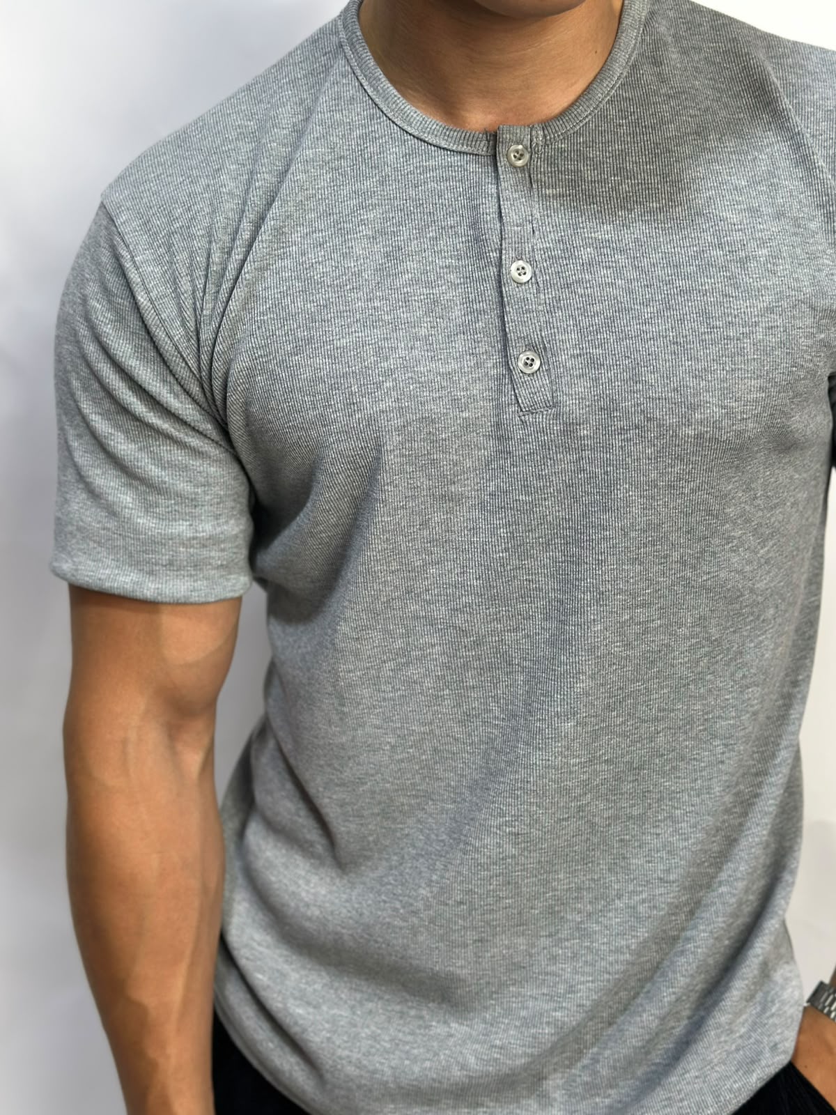 Henley T-shirt gris